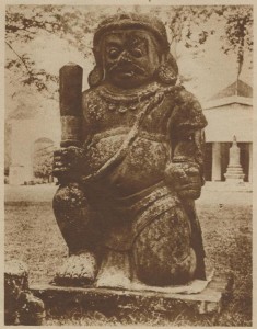 Gardien du temple de Prambanan