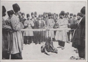 Bastonnade sur les pieds en Iran en 1908